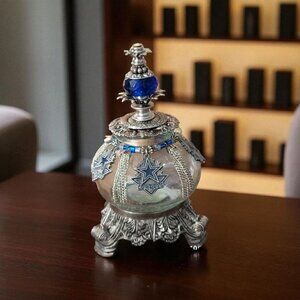 Dallas Cowboys Oil Lamp Glass Ornate NFL Stand